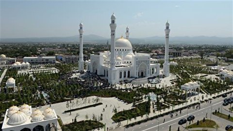 Europe's largest mosque unveiled in Russia's Chechnya