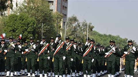 Iran’s Armed Forces holding parades to mark start of Sacred Defense Week