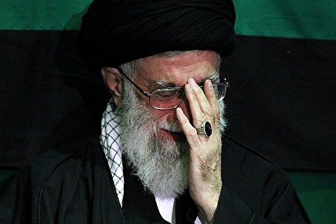 How did Lady Zeinab (a.s.) react to the martyrdom of her brother Imam Hossain?