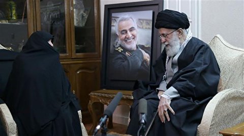 In general's home, Ayatollah Khamenei offers condolences to Soleimani family
