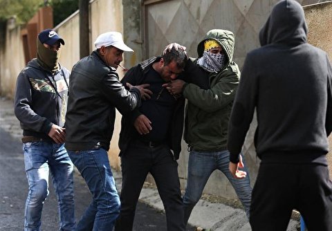 Israeli regime forces injure about 50 Palestinian protesters