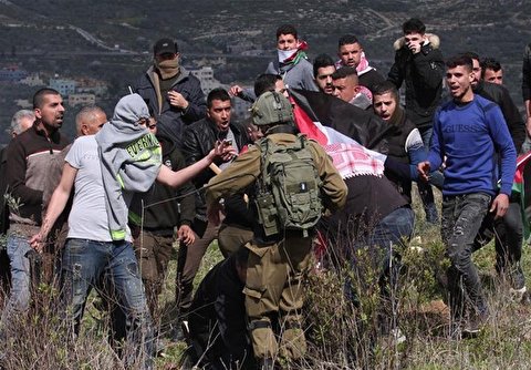 Israeli Soldiers Clash with Palestinian Protesters in Nablus