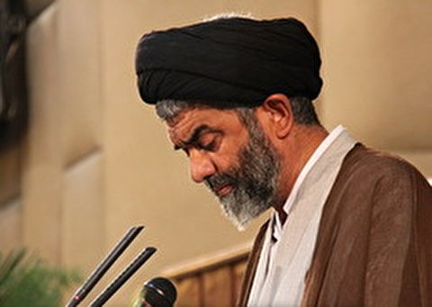 The central role of Wilayat al-Faqih in the authority and progress of the Islamic revolution has been explained