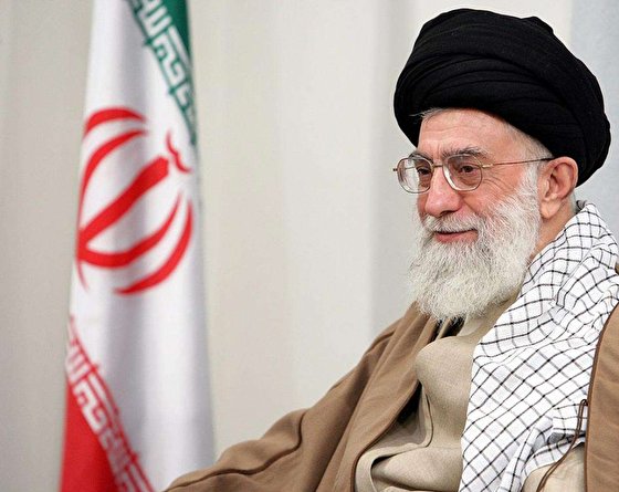 Imam Khamenei's reaction to the severe drop in oil prices
