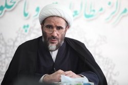 انقلاب اسلامی با تمام انقلاب های جهان تفاوتی جوهری دارد