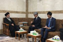 دیدار سفیر ژاپن در عراق با نماینده آیت الله سیستانی