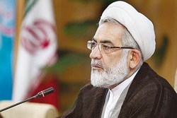 امیدوارم موانع قانونی برای پخش دادگاه‌ها برداشته شود