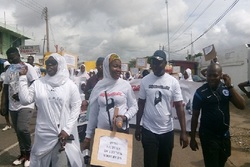 انتقاد مسلمانان غنا از تبعیض علیه زنان محجبه