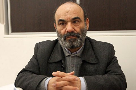 اندیشه های جاسوسان شرق‌شناس، متن درسی دانشگاه ها شده است