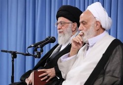 پاسخ رهبر انقلاب به نامه‌ی حجت‌الاسلام قرائتی برای ترویج و تفسیر قرآن