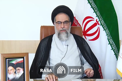 نقش امام خمینی در پیروزی انقلاب اسلامی و دستاوردهای آن