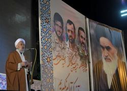 ملت ایران راه سازش ناپذیری، حماسه و ایثار شهیدان را رها نخواهد کرد
