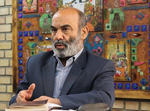 نقش خاورشناسان در تولد بیمارگونه روشنفکری معاصر