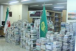 آستان قدس رضوی ۶ هزار جلد کتاب به مدرسه عالی نواب اهدا کرد