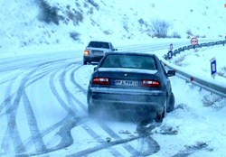 نگاهی به وضعیت راه‌های کشور| بارش برف و باران در محورهای شمالی