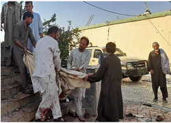 انفجار در مسجد شیعیان در ولایت قندوز/ بیش از ۲۰۰ نفر کشته و زخمی شده اند