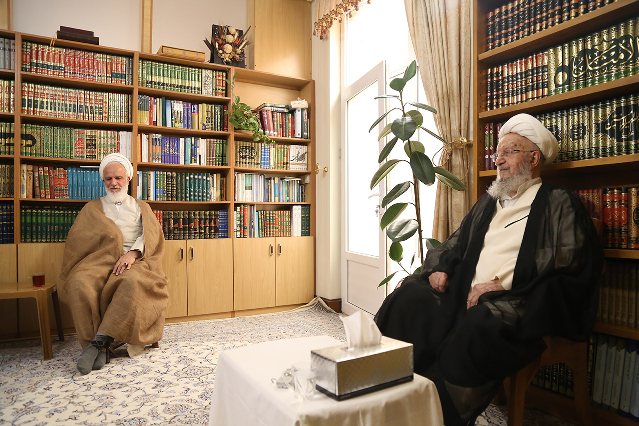 تولیت آستان قدس رضوی با آیت الله مکارم شیرازی دیدار کرد‌ + عکس