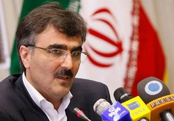 جلوی تسهیلات خرد گرفته نشده ولی چون تقاضا زیاد است متقاضیان در صف هستند