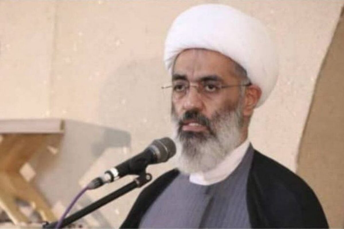 نخبگان جامعه برای استحکام نظام و حضور حداکثری مردم در انتخابات تلاش کنند