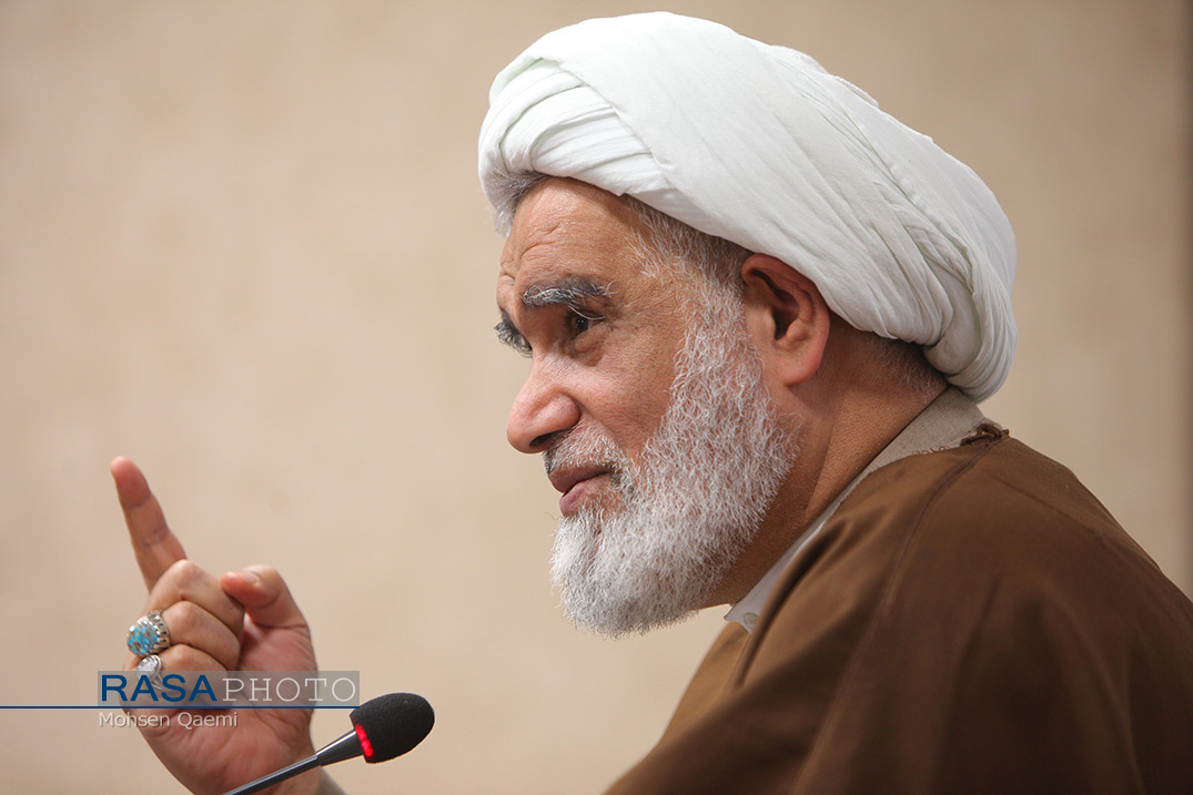م/ راهبرد دشمنان انقلاب اسلامی، جدایی ایران از اسلام است