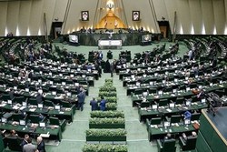 مجلس با یک فوریت لایحه حمایت از فرهنگ عفاف و حجاب موافقت کرد