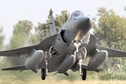 تقویت نیروی هوایی عراق با «جی اف 17» و جایگزین شدن با «اف 16»