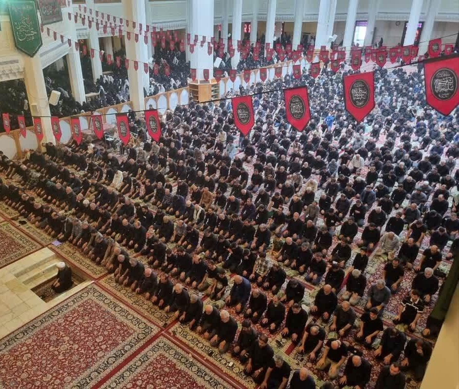 یک ایران حماسه و عزا در ماتم علمدار کربلا