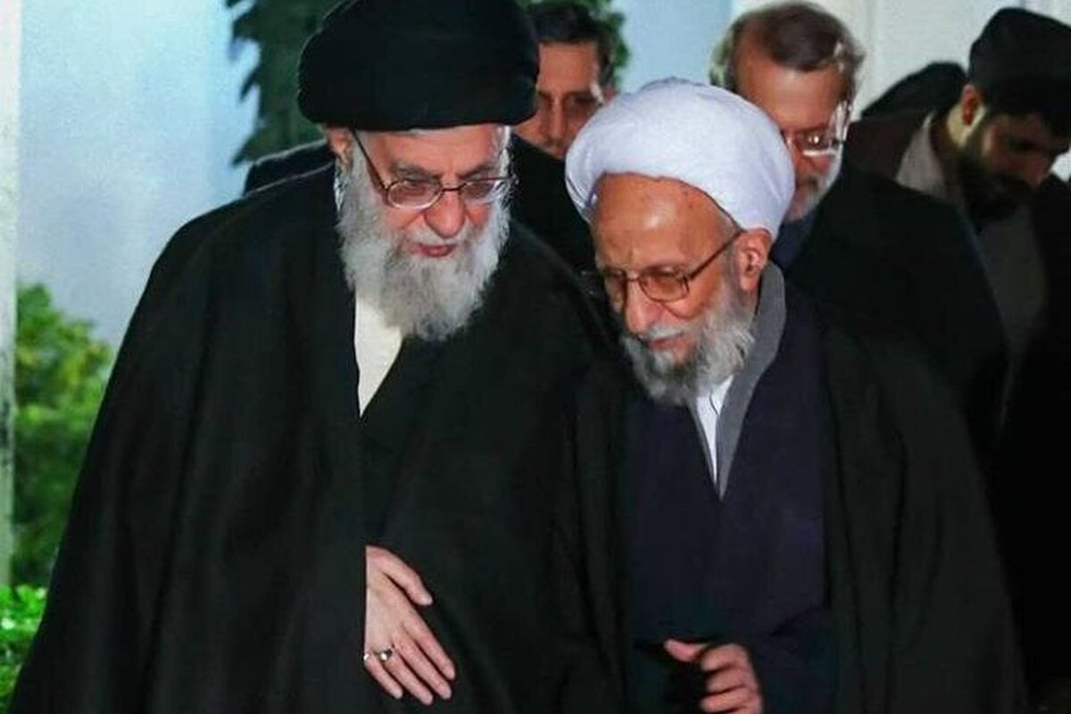 علامه مصباح یزدی آبرو و عمر خود را پای انقلاب گذاشت