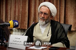 روحانیت تراز موثر در اصلاح جامعه هستند