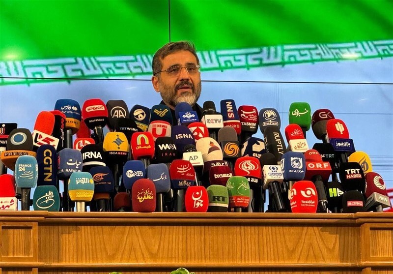 از حضور احمدی نژاد تا ثبت نام وزیر ارشاد