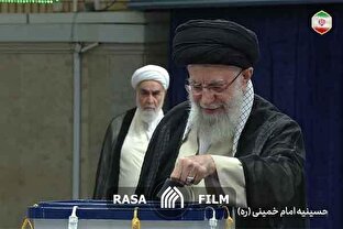 رهبر معظم انقلاب رای خود را به صندوق رای انداختند
