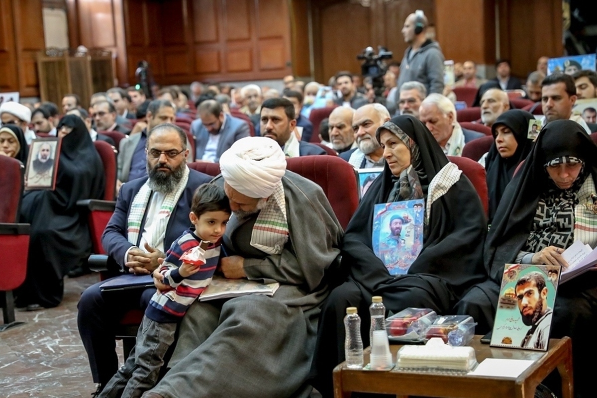دومین دادگاه رسیدگی به دادخواهی خانواده‌های شهدای مدافع حرم برگزار می‌شود
