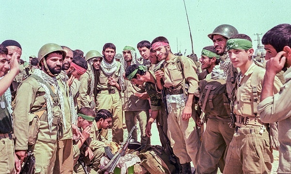 چه شد که «دفاع» ما «مقدس» شد؟