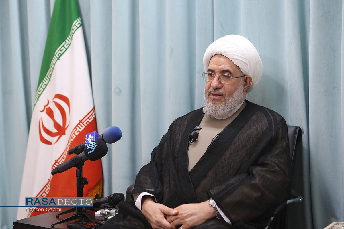 گفتگوی آیت الله اراکی با خبرنگاران