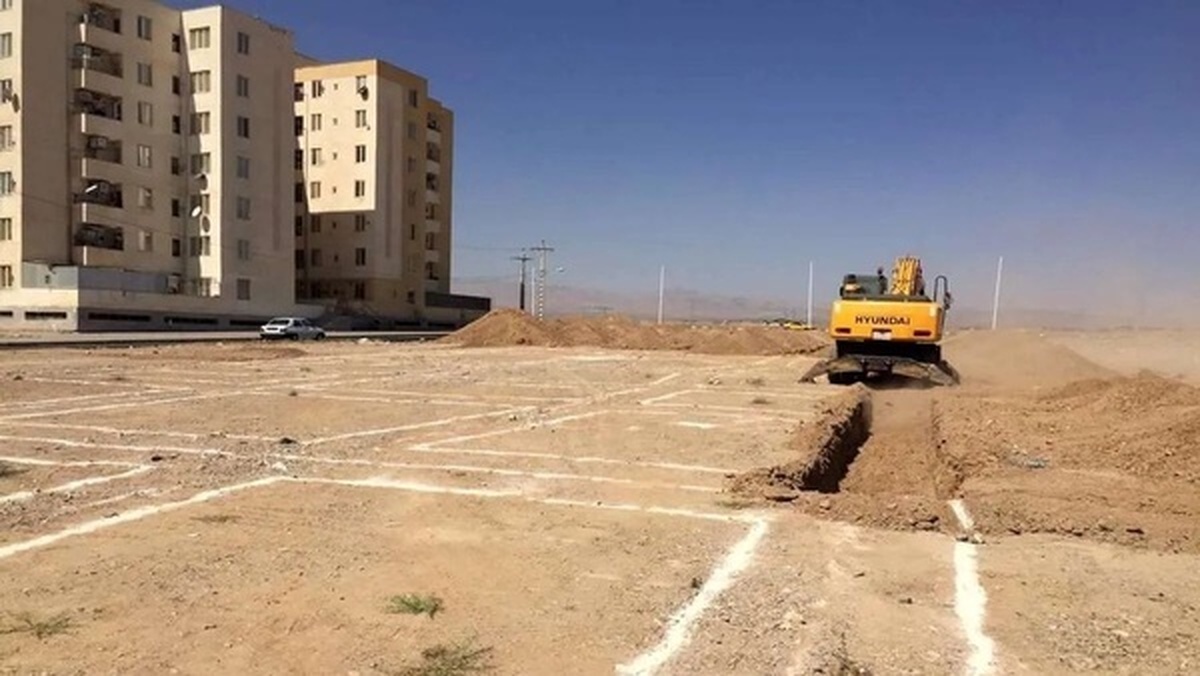 امضا قرارداد 4 هزار و ۷۲۸ قطعه زمین در قانون جوانی جمعیت در سال گذشته