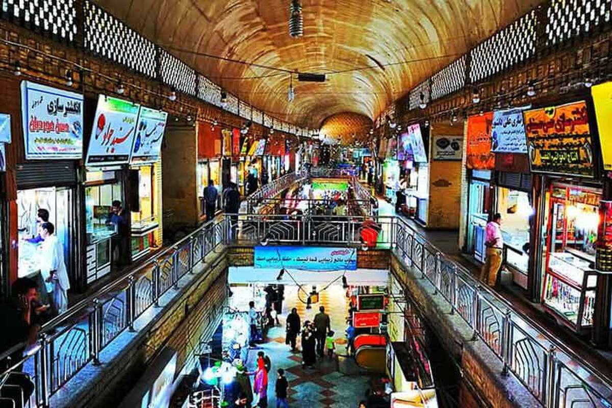 حمایت همه‌جانبه از نظام و رهبری در بیانیه‌ی بازاریان مشهد