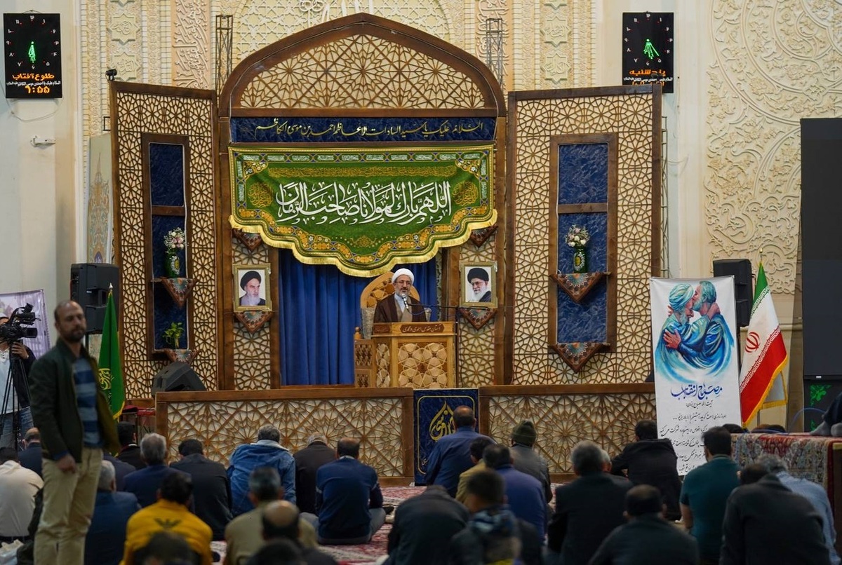 برگزاری مراسم سالگرد شهادت سردار سلیمانی در حرم مطهر شاهچراغ