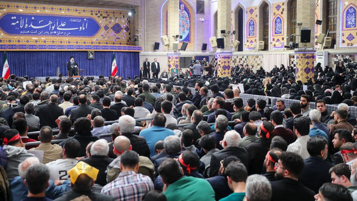 با معترض حرف می‌زنیم اما اغتشاش‌گر را باید سرجایش نشاند/ با همراهی مردم دشمن را به زانو در می‌آوریم