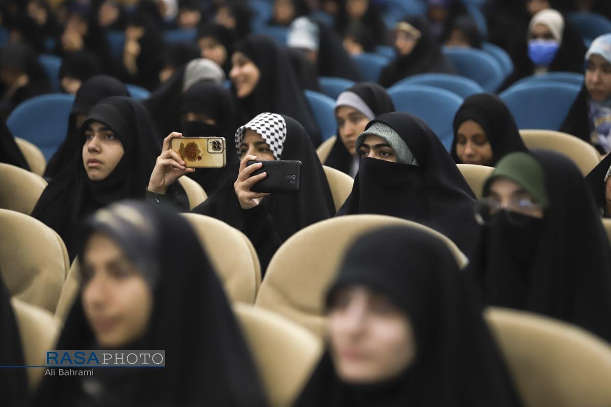 پذیرش سطح ۴ جامعه الزهرا در ۸ رشته