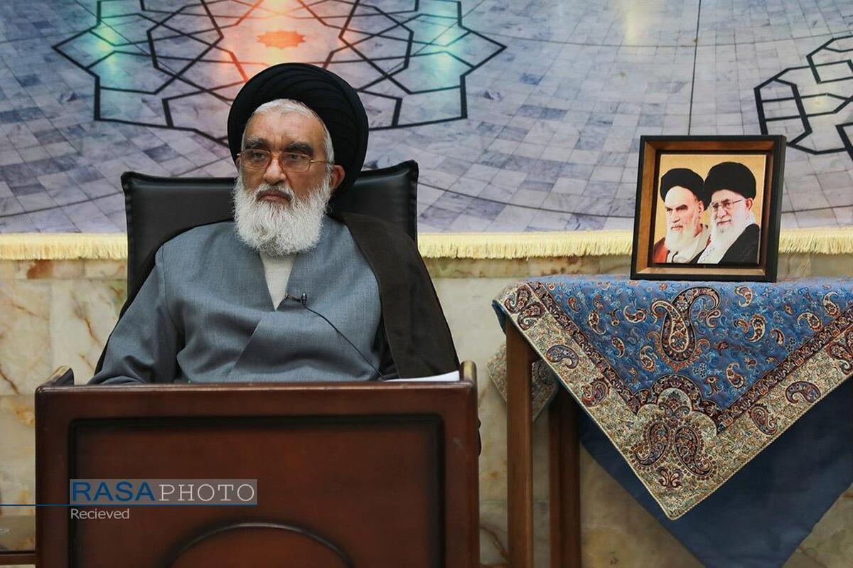 تأکید آیت‌الله سعیدی بر نقش اعتکاف در جذب جوانان به مساجد