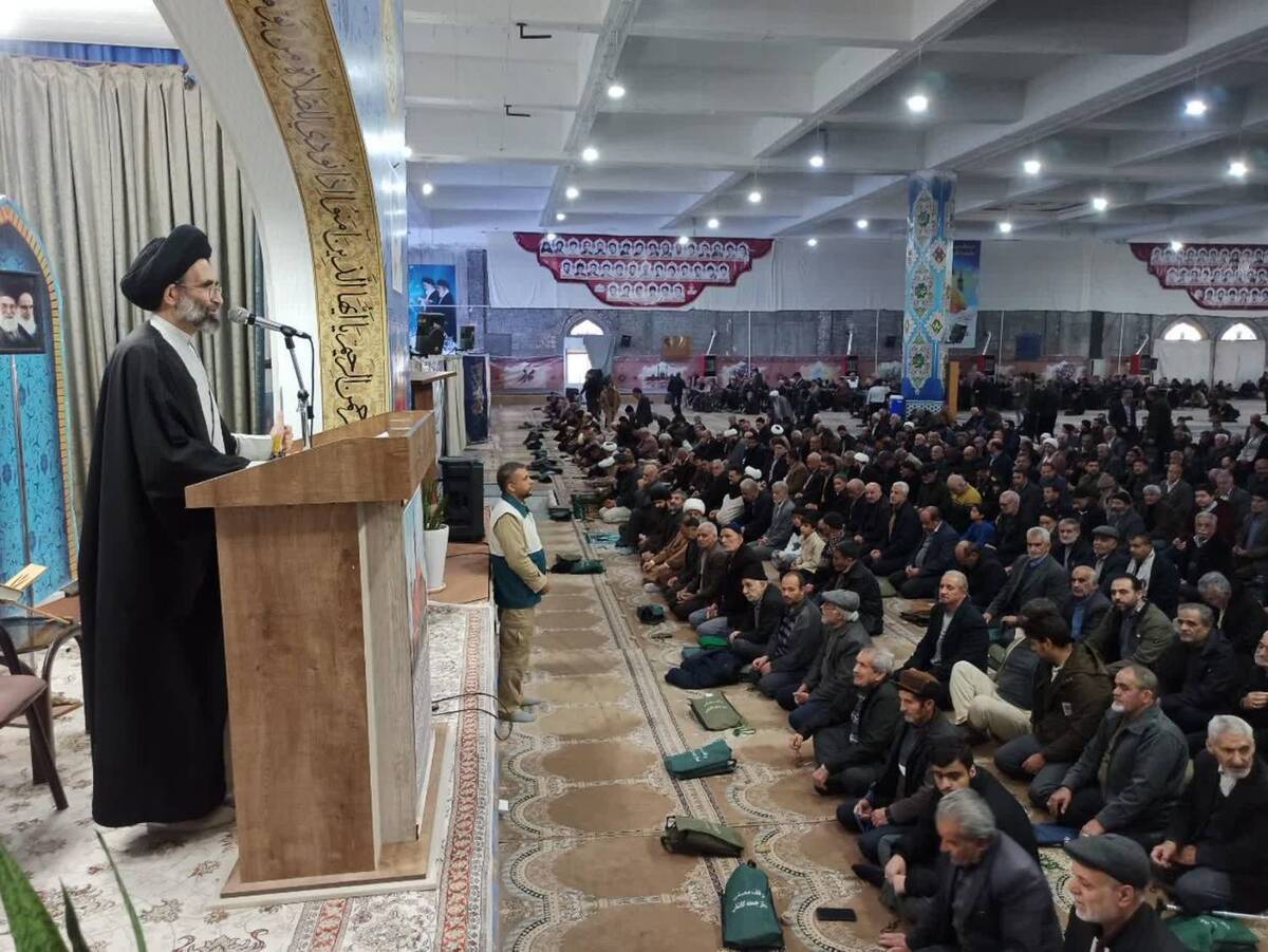 مهارم تورم و ثبات اقتصادی دغدغه اصلی مسئولان باشد/باید با تمام قدرت با اغتشاشگران برخورد شود