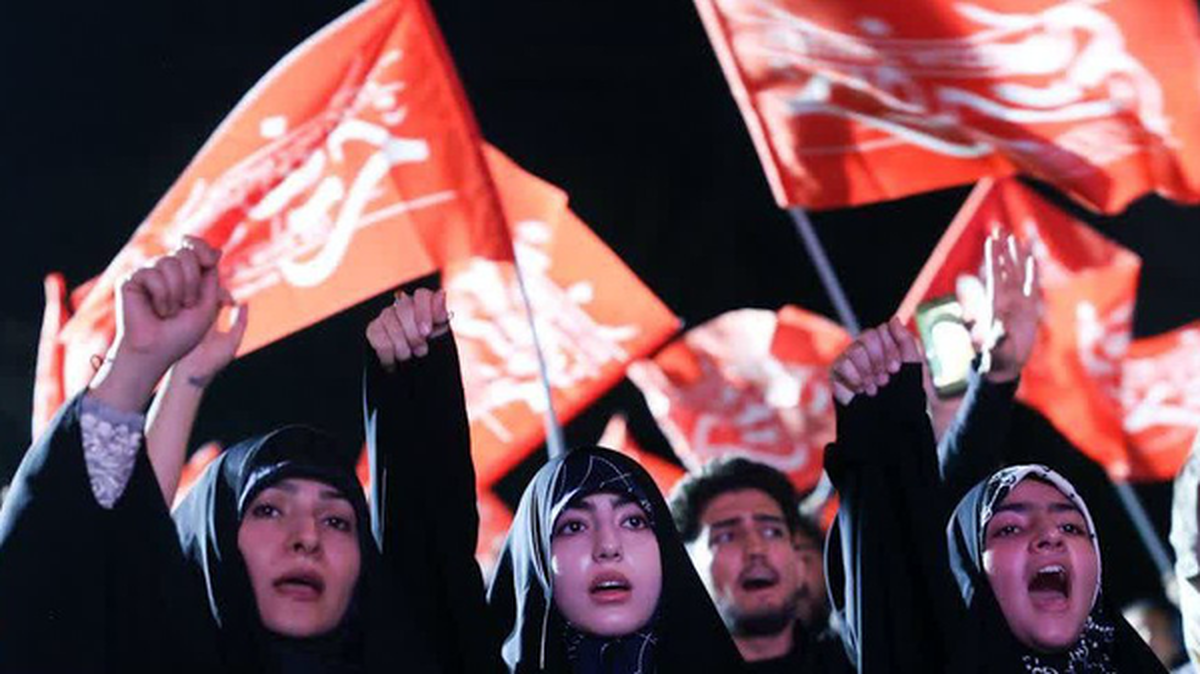 تا آخرین قطره خون پای آرمان‌های انقلاب ایستاده‌ایم