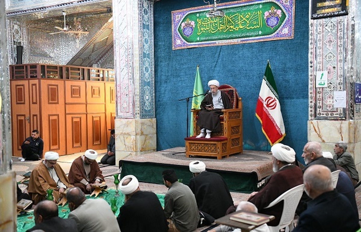 آغاز جلسات تفسیر قرآن کریم نماینده ولی فقیه در فارس + عکس