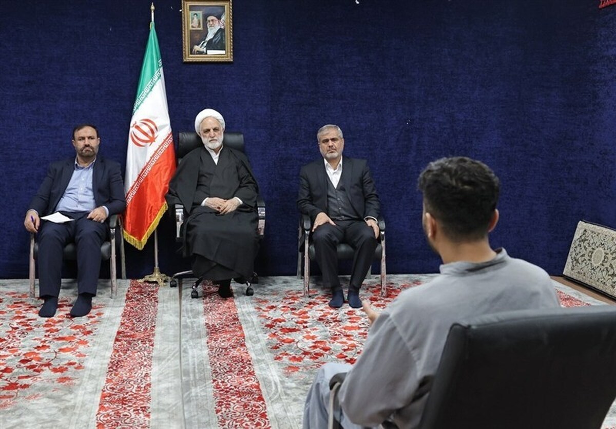 بازدید رئیس قوه قضائیه از محل نگهداری متهمان اعمال تروریستی و آشوبگری