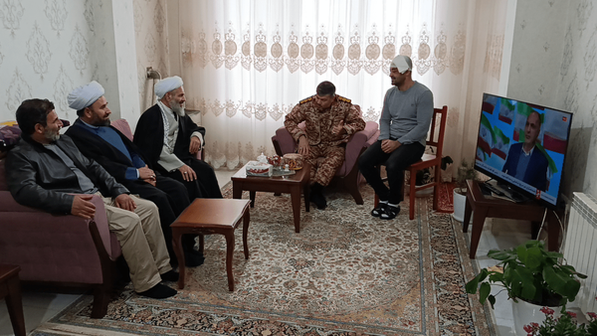 عیادت نماینده مجلس خبرگان رهبری از مجروحین دفاع از امنیت در مراغه