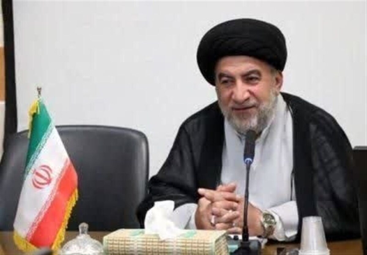 مسئولان آرامش را در مسائل معیشتی مردم برقرار کنند