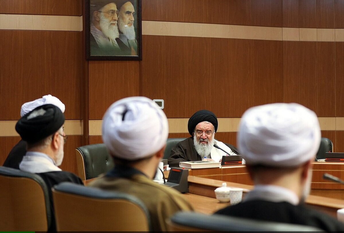 رهبر انقلاب بر تمام مسائل حوزه اشراف دارند/ شورای عالی و مرکز مدیریت درپی اجرای رهنمودهای رهبری هستند