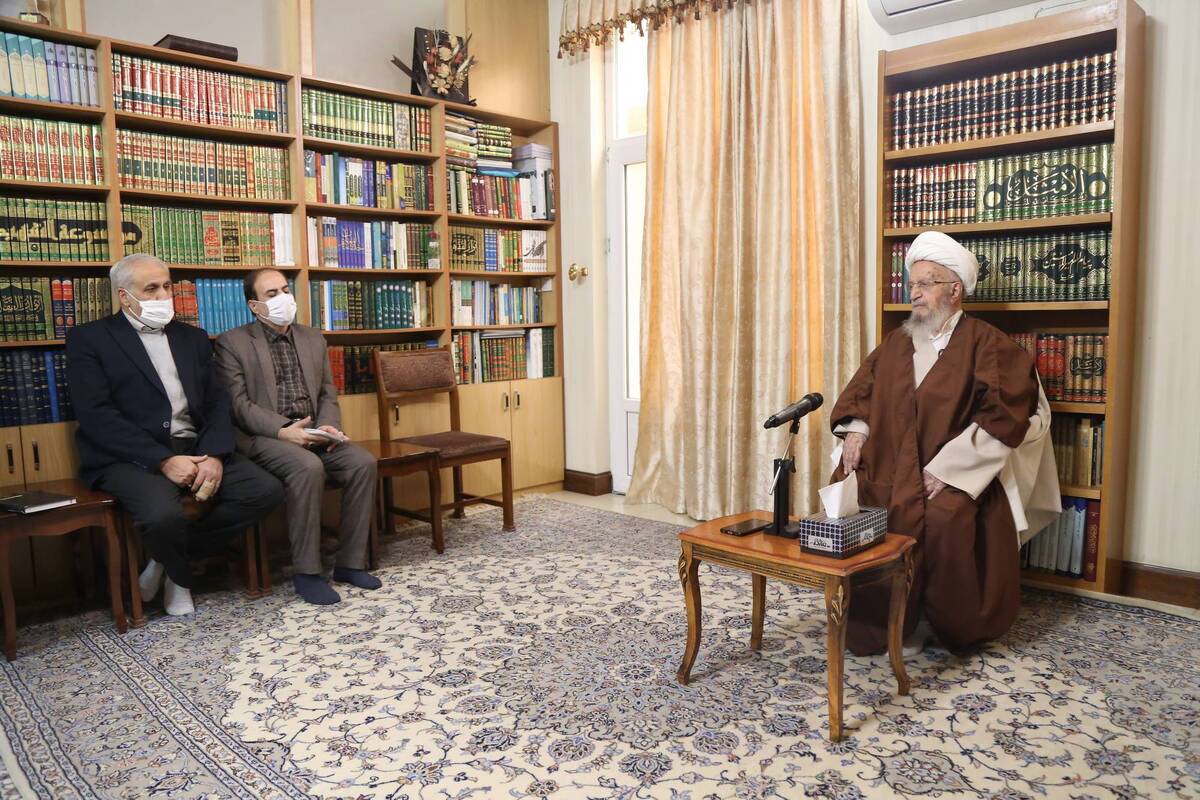 آموزش و پرورش پایه اصلی جامعه است