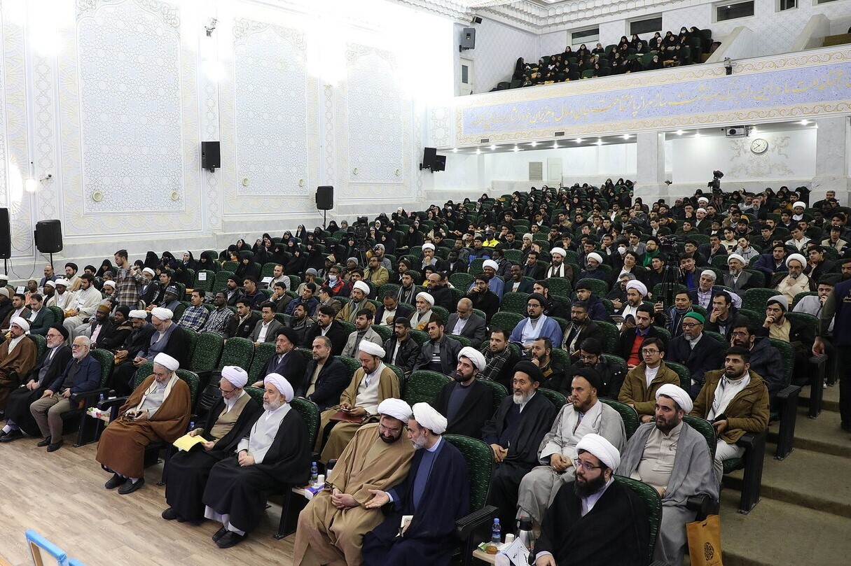 قرآن و سنت دو منبع مکمل و متوازن