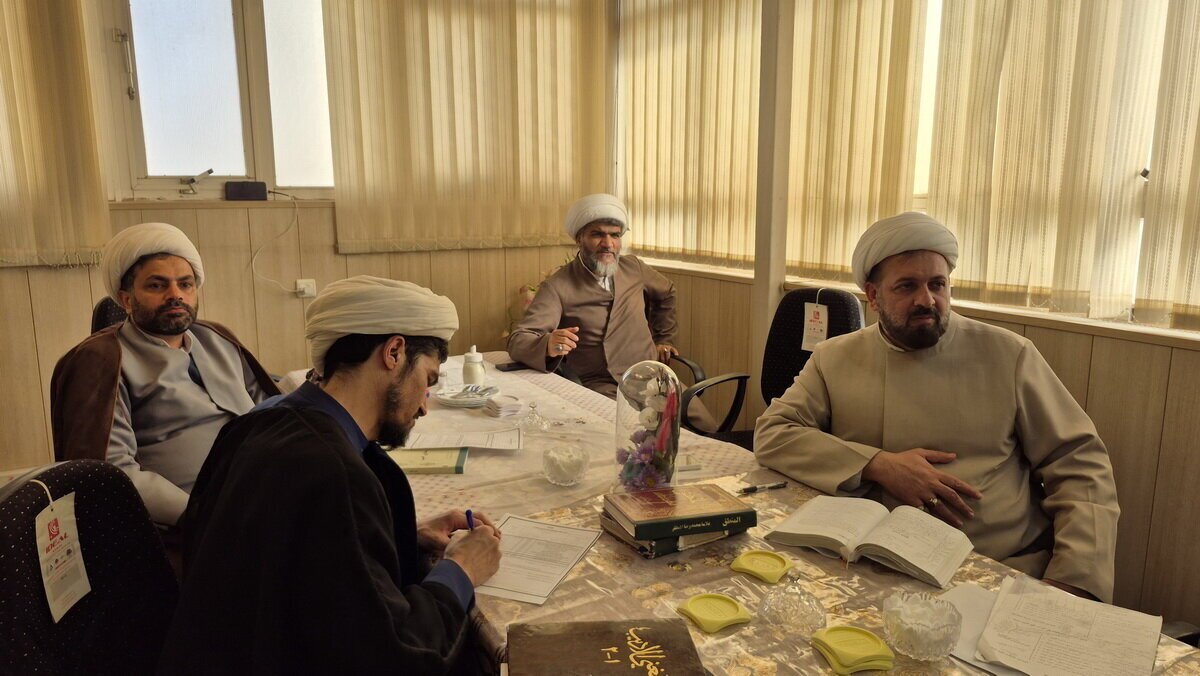 مصاحبه شفاهی اخذ مجوز حکم استادی طلاب ممتاز مدارس علمیه کاشان برگزار شد